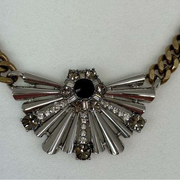 Chloe + Isabel Art Deco Gold and Silver Radiant Necklace
B1 - Picture 2 of 3